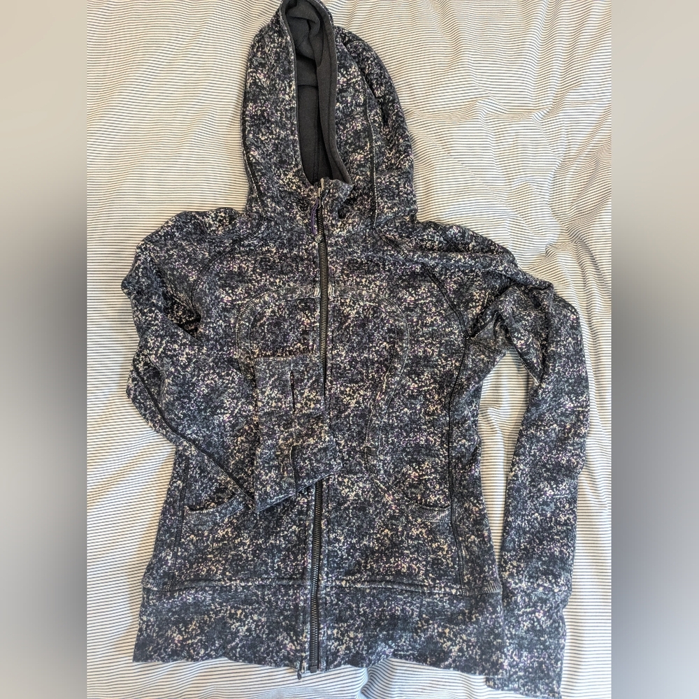 Lululemon Scuba Hoodie Size 6